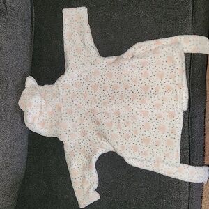 Baby robe size fits 9-18 months